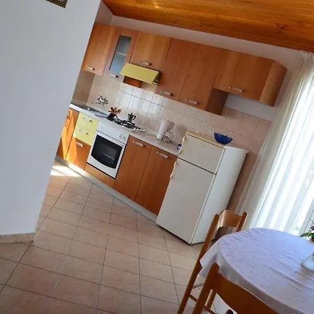 Apartment 1 Palit