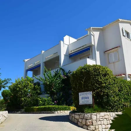Apartment 1 *